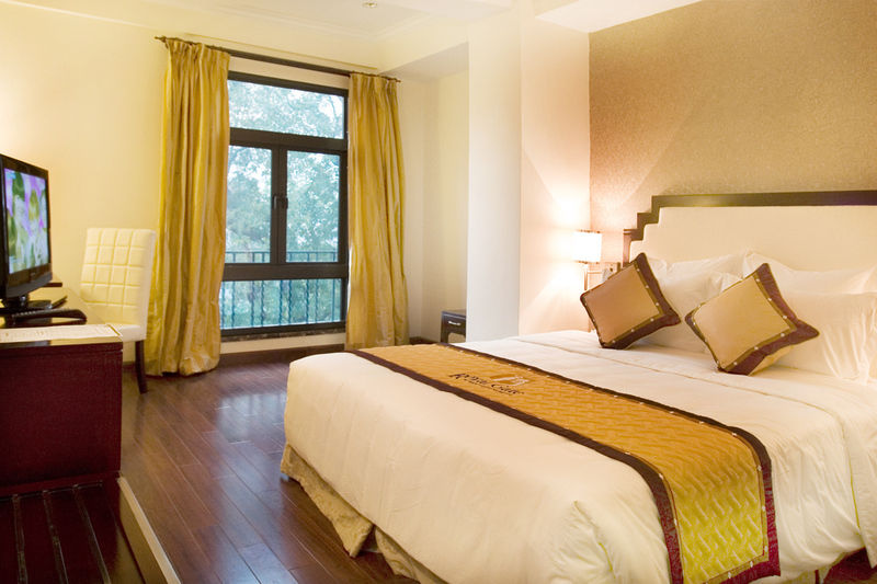 Royal Gate Hotel Hanoï Extérieur photo