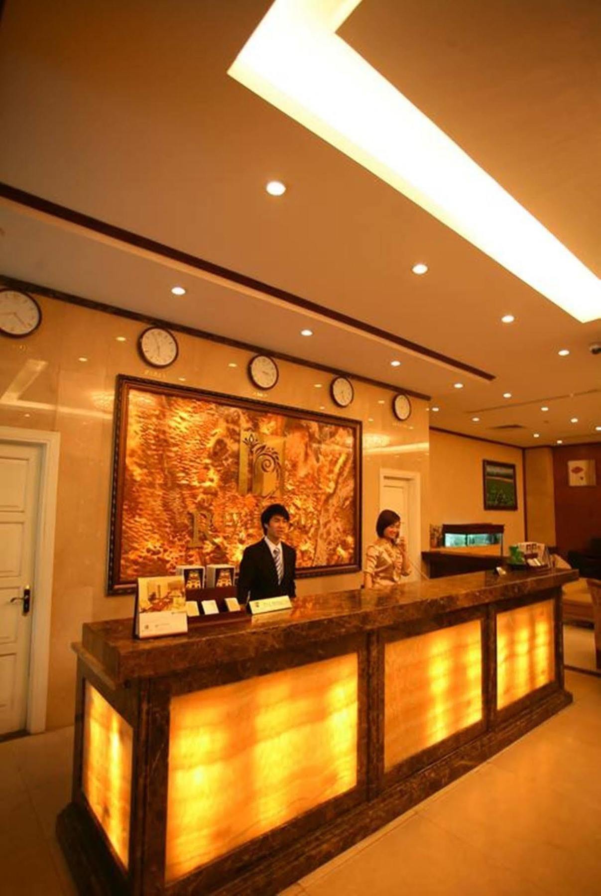 Royal Gate Hotel Hanoï Extérieur photo