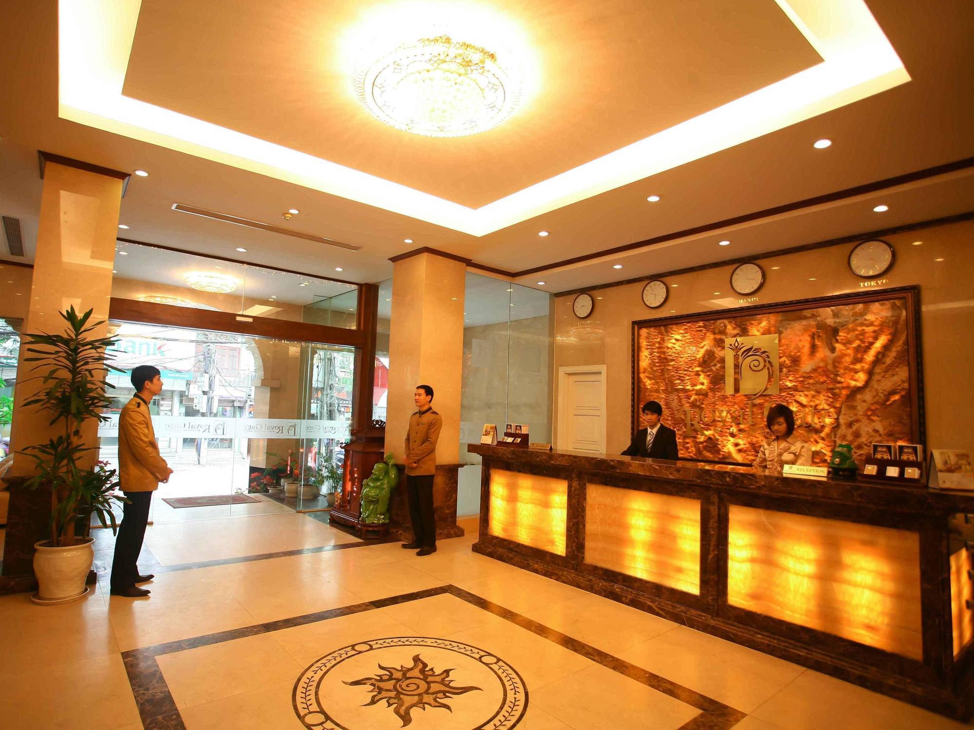 Royal Gate Hotel Hanoï Extérieur photo